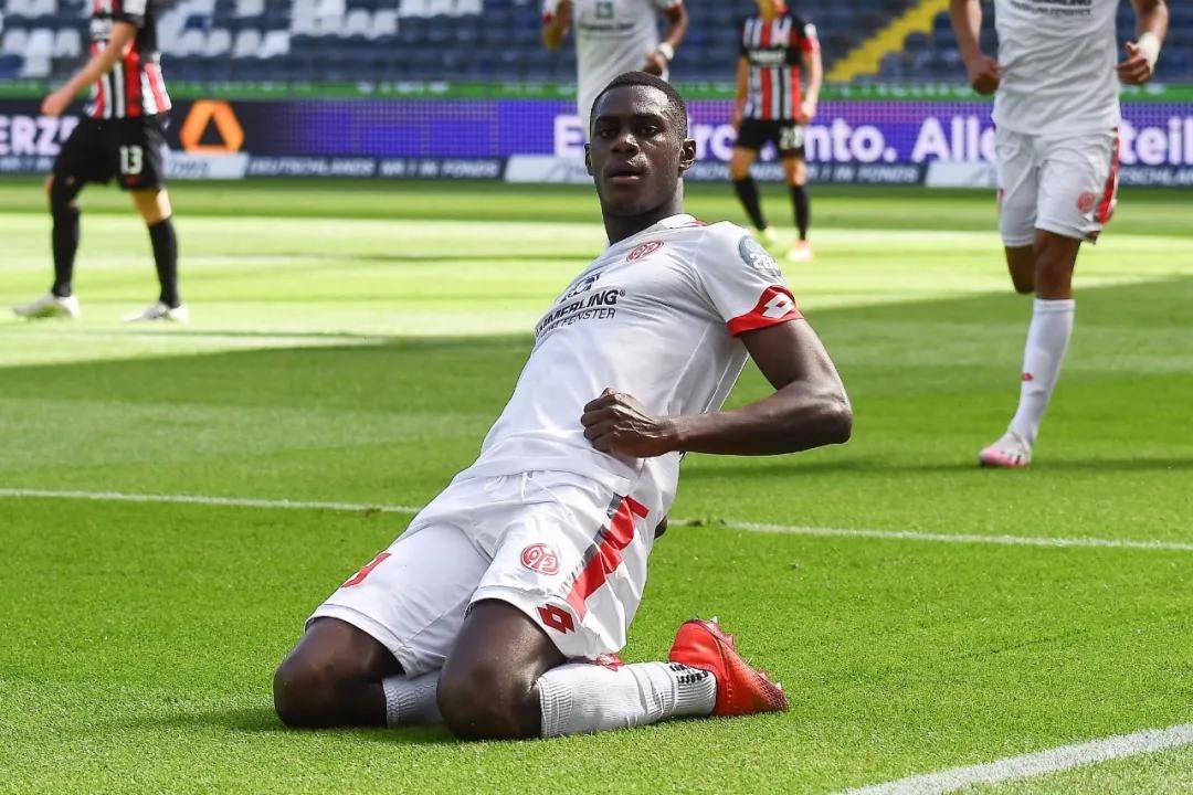 关于加时末段体能课后，深圳男篮迎来里程碑备战中超，引发热议，球探报告显示潜力的信息九游棋牌游戏平台